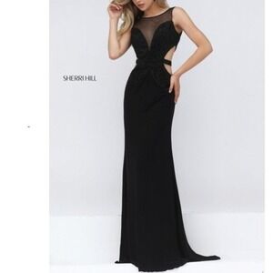 SHERRI HILL No. 50163 Size 2 Beaded Cut-Out Sides Black Formal Prom Evening Gown